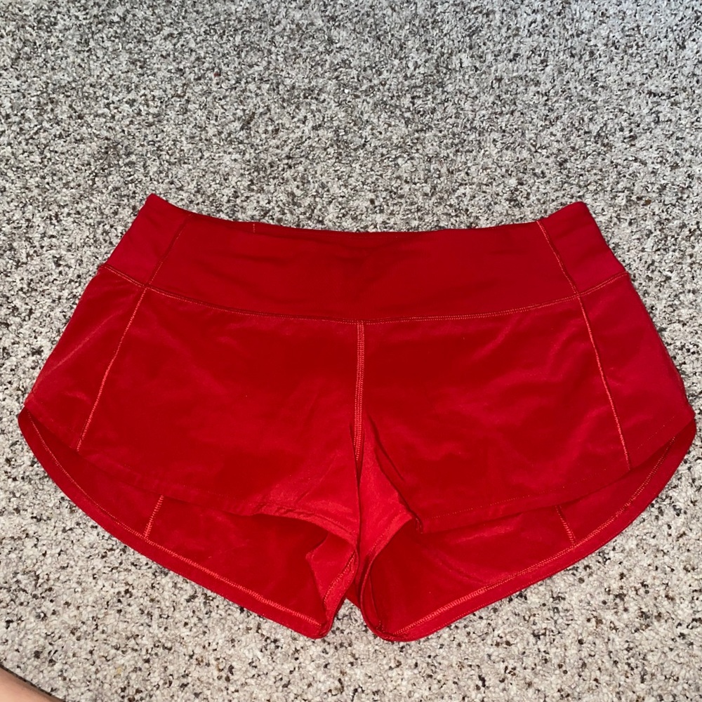 Red lululemon speed up short 2.5”